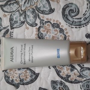 Clearing Facial Treatment Mask